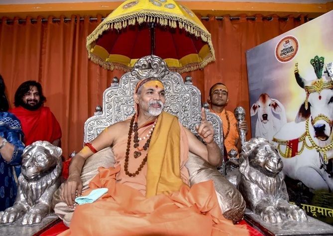 અલ્હાબાદ હાઈકોર્ટે ધરપકડ પર રોક લગાવતા શંકરાચાર્ય સ્વામી અવિમુક્તેશ્વરાનંદને વચગાળાની રાહત મળી